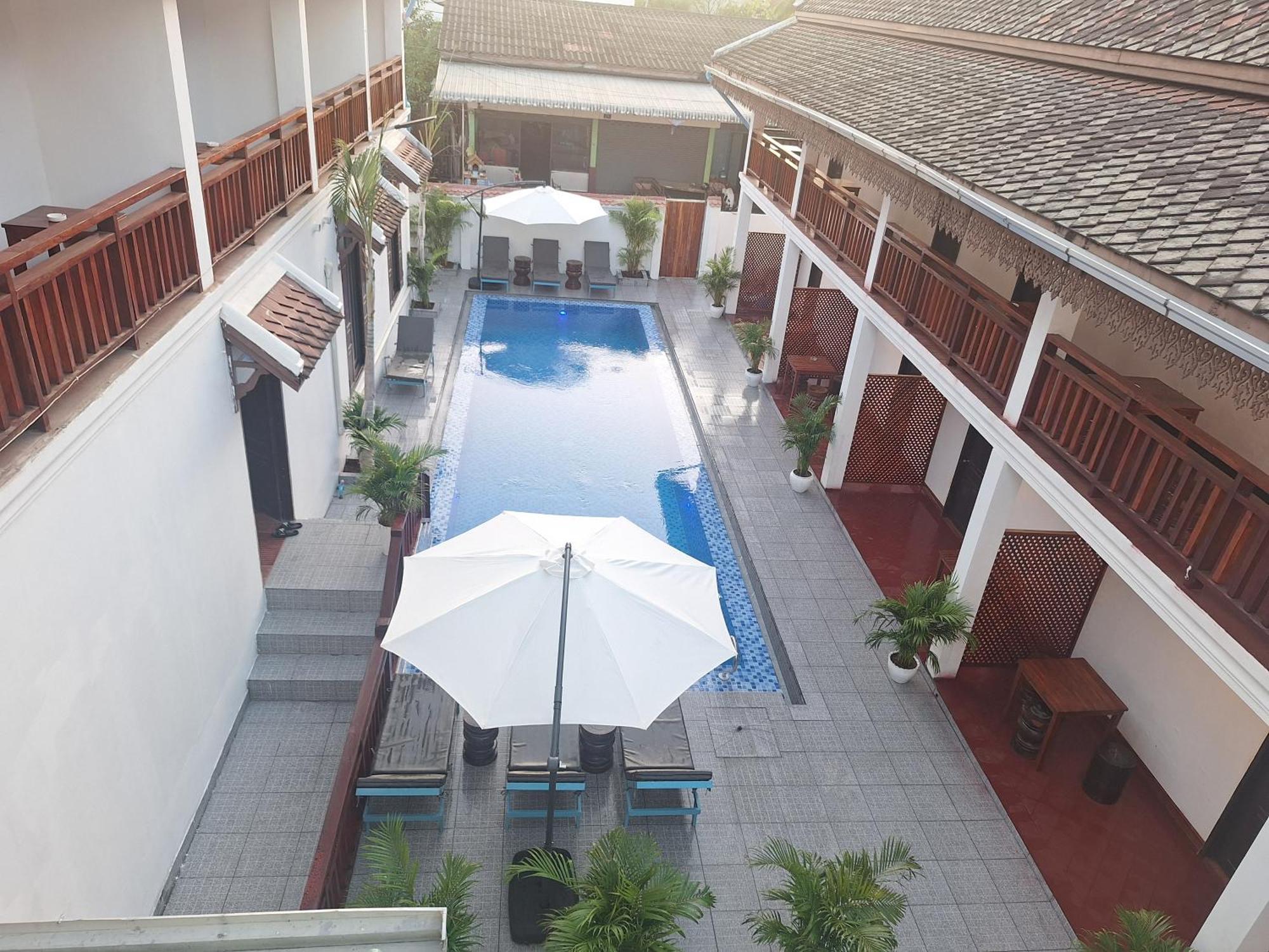 Luang Prabang Pavilion Hotel & Travel מראה חיצוני תמונה