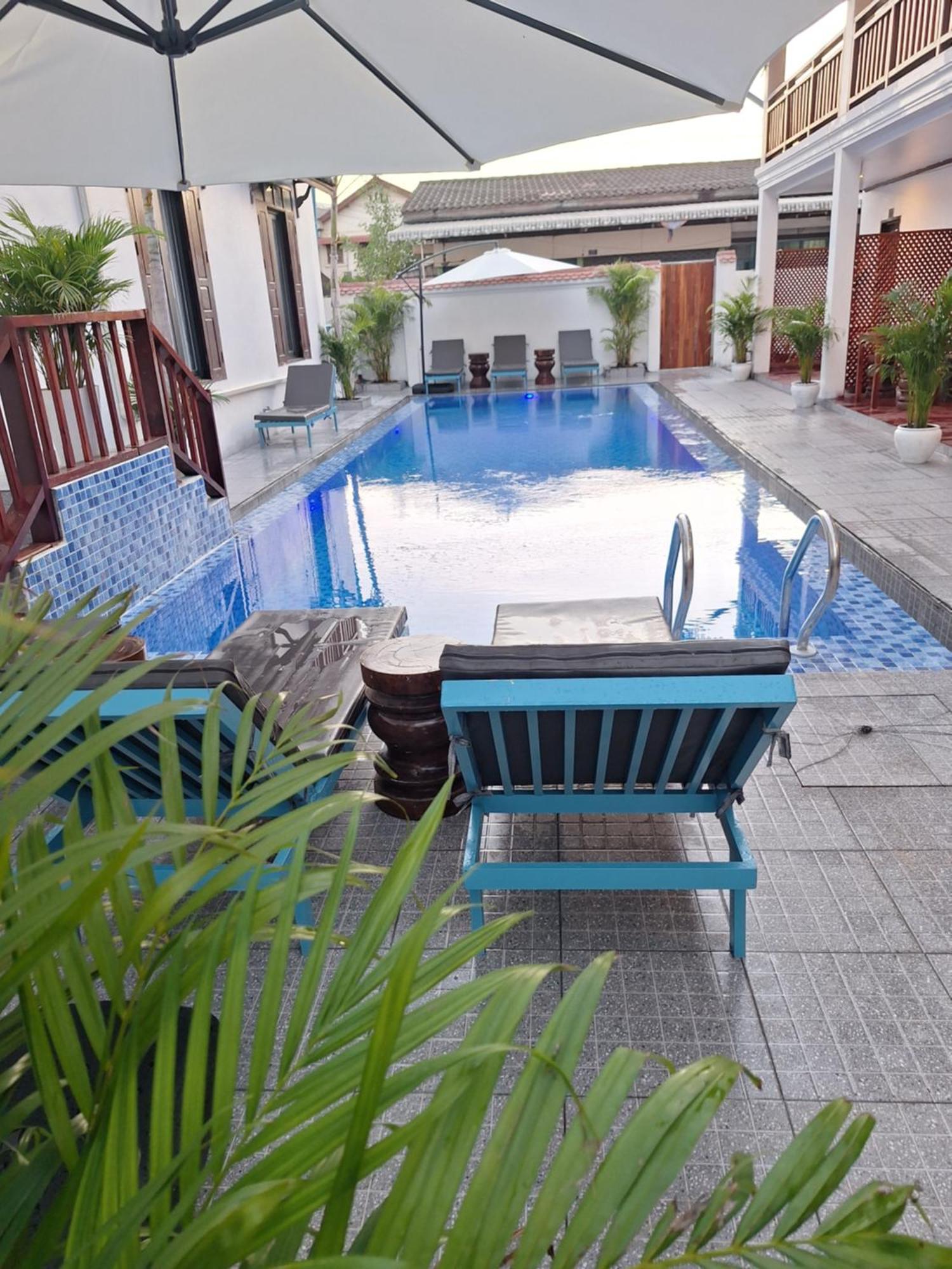 Luang Prabang Pavilion Hotel & Travel מראה חיצוני תמונה